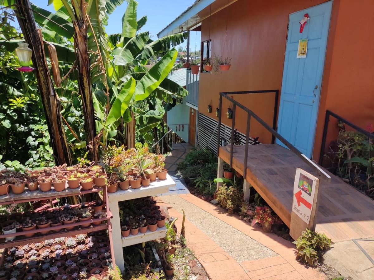 El Buda Poas Exterior photo